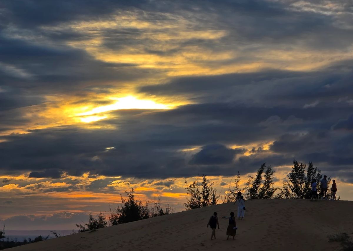 Đồi Cát Đỏ Bình minh trên Đồi Cát Đỏ