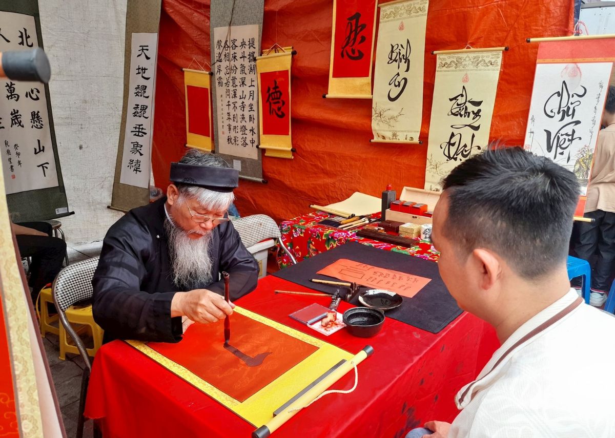 Các hoạt động tại Hội Lim Bắc Ninh