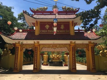 Chùa Thái Sơn núi Cậu – Khám phá ngôi chùa linh thiêng