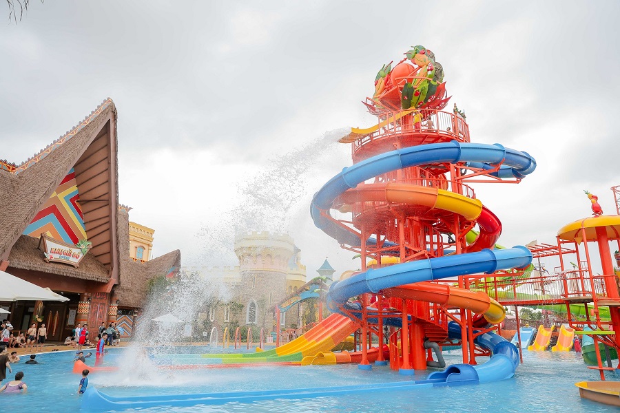 Chùa Thanh Mai Công viên nước VinWonders Vũ Yên