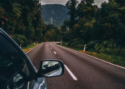 Đi phượt bằng ô tô: Kinh nghiệm chi tiết & 8 cung đường đẹp