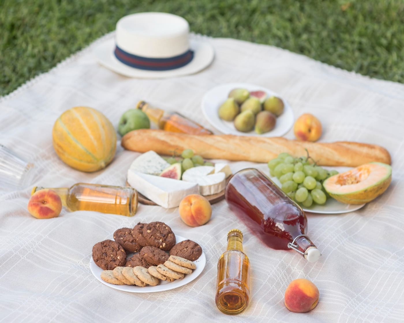 Đi picnic ăn gì Các loại đồ ăn vặt cho chuyến dã ngoại