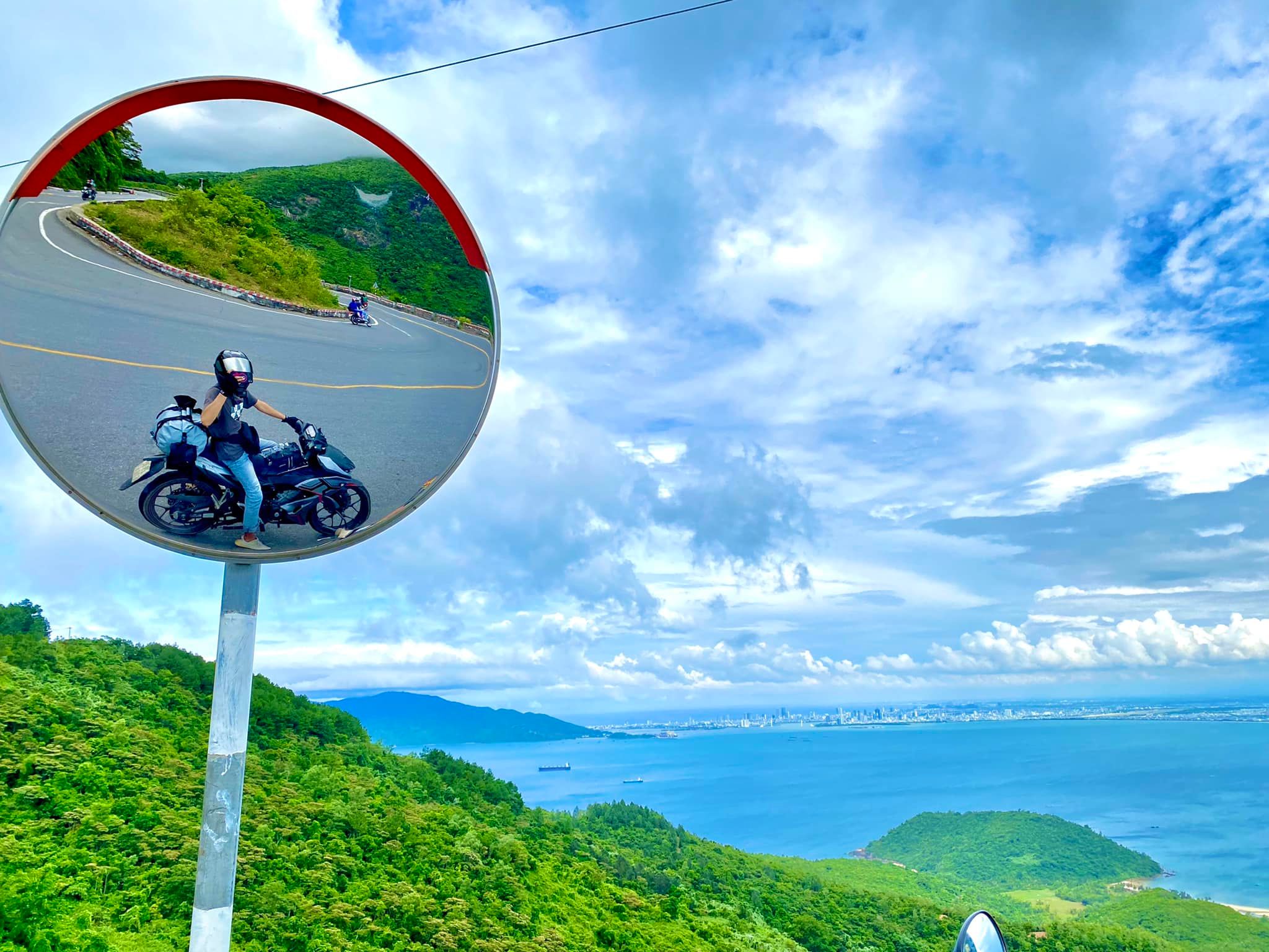 Du lịch xuyên Việt bằng xe máy