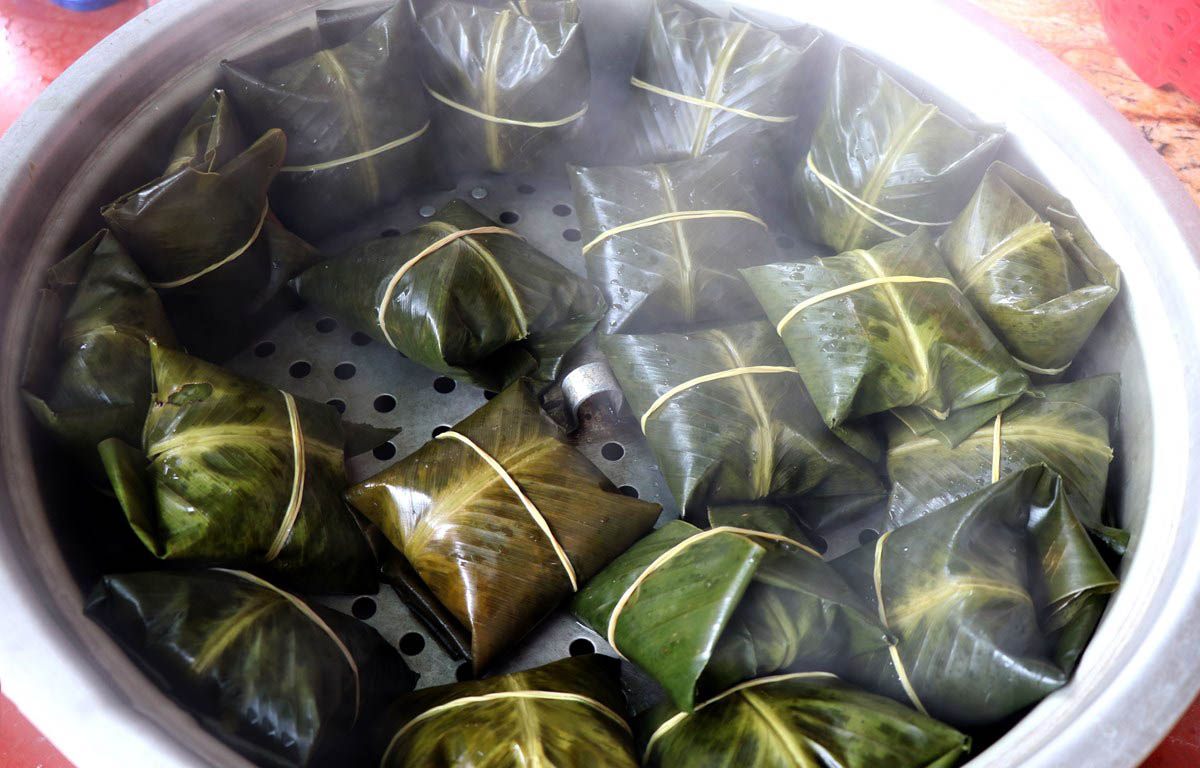Hấp bánh phu thê