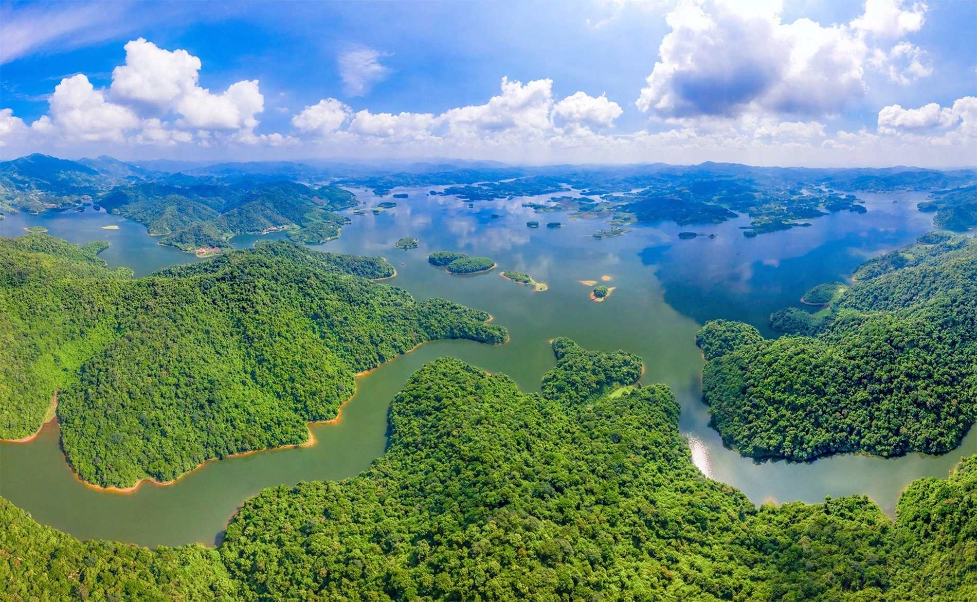 Hồ Cấm Sơn Bắc Giang cũ