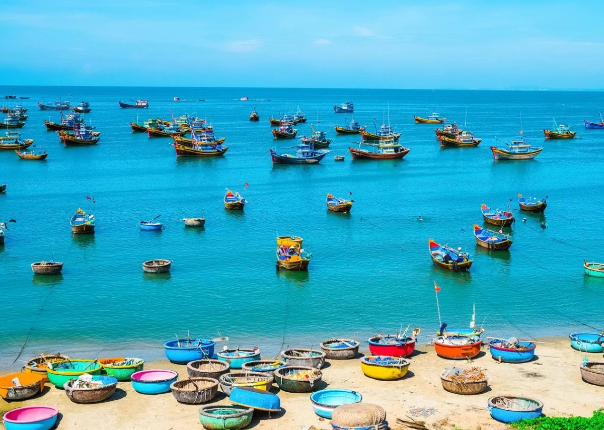 Đồi Cát Đỏ Làng chài Mũi Né