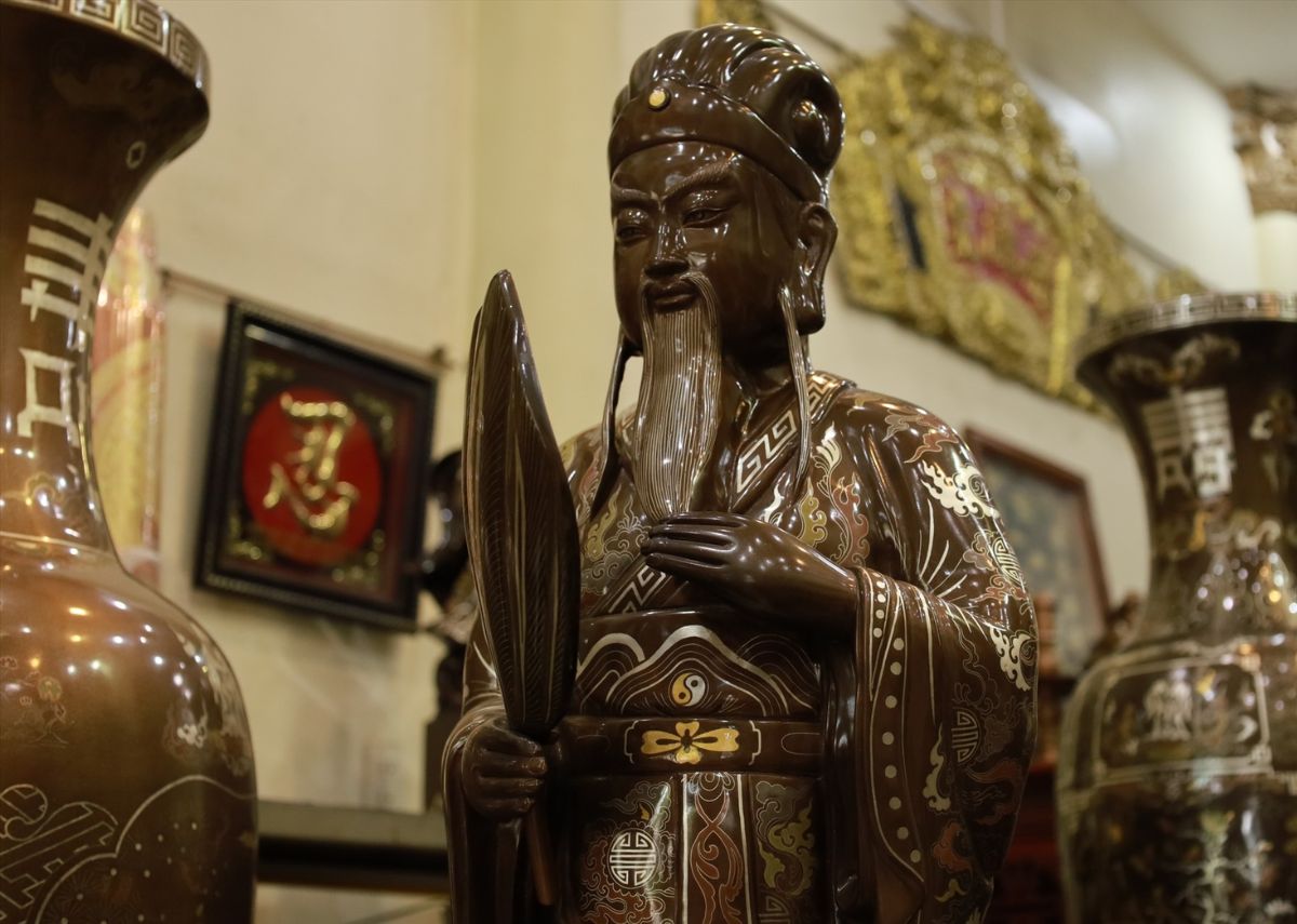 Mua tượng đồng tại làng nghề đúc đồng Đại Bái