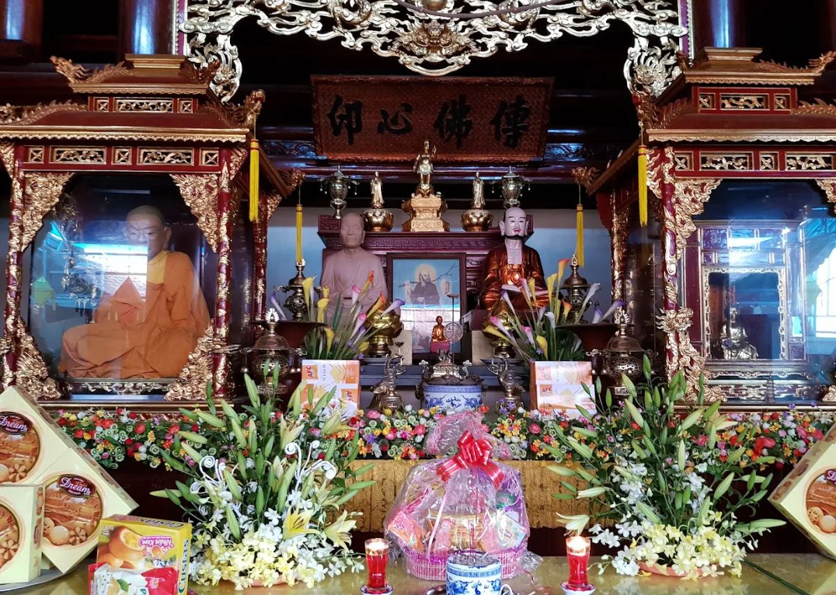 Nhục thân bất hoại chùa Tiêu