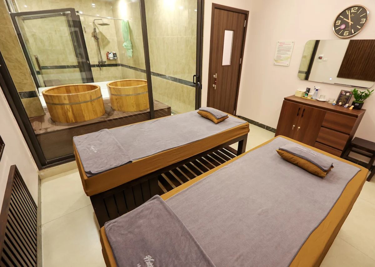 Massage trị liệu Hà Nội Phòng massage trị liệu cổ vai gáy tại Hương Sen Health Care