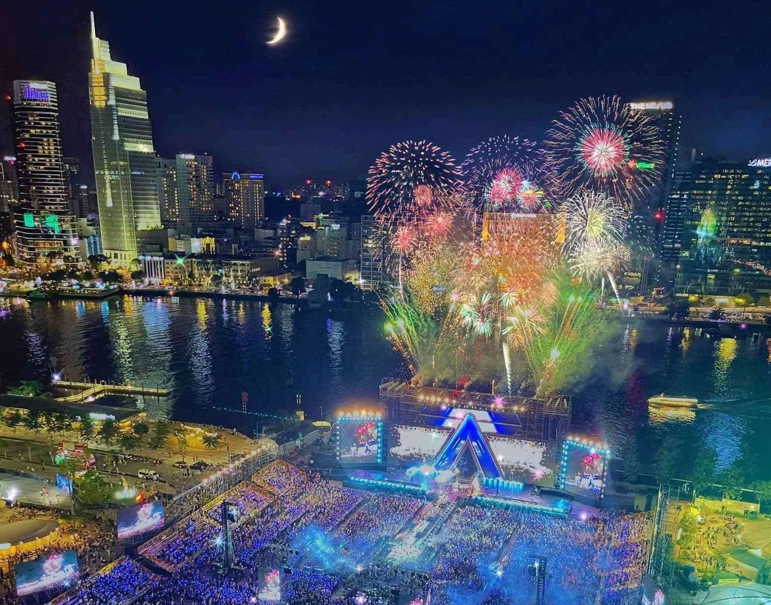 Sự kiện lễ hội công viên bờ sông Sài Gòn