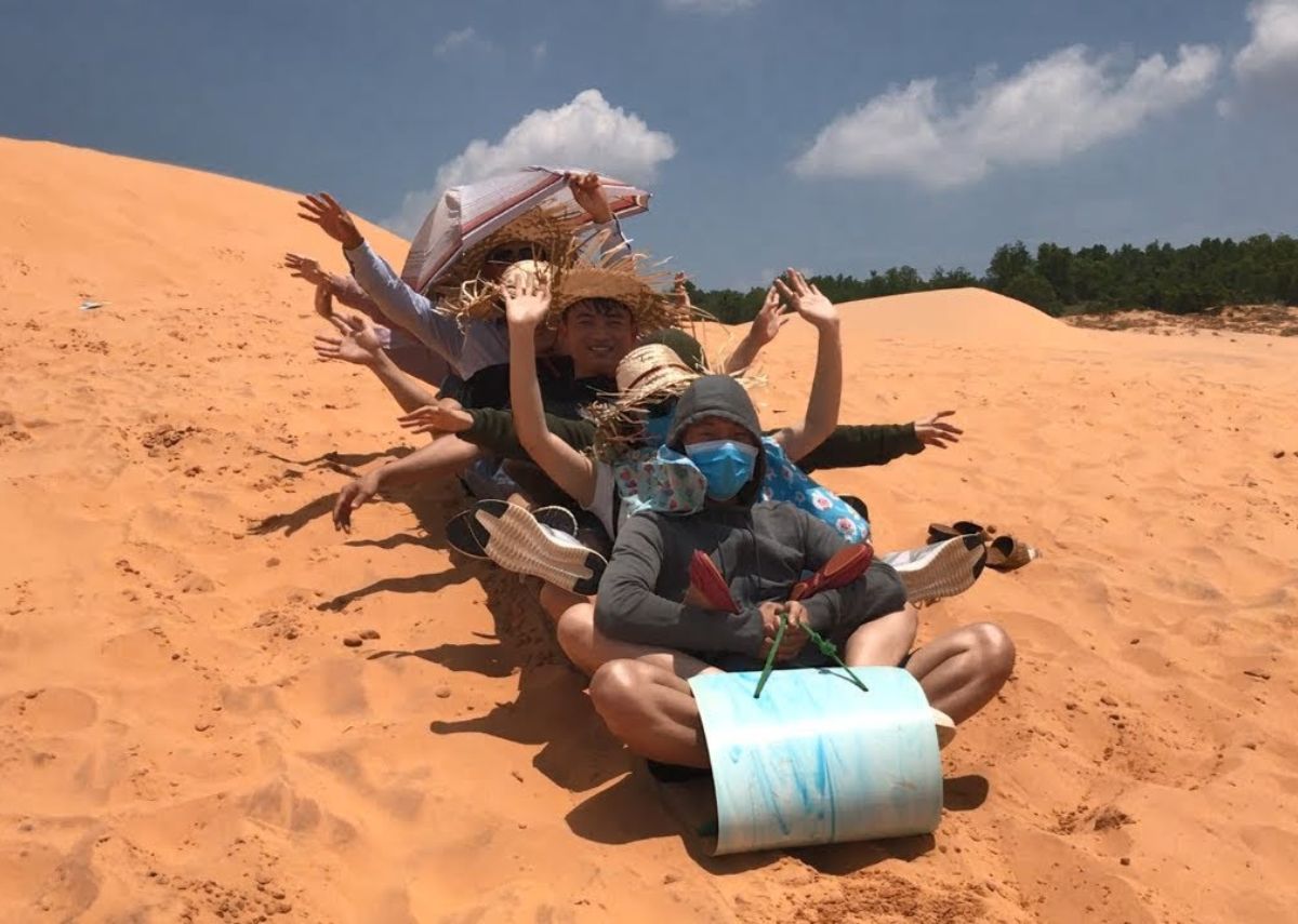 Đồi Cát Đỏ Trượt cát Đồi Cát Đỏ