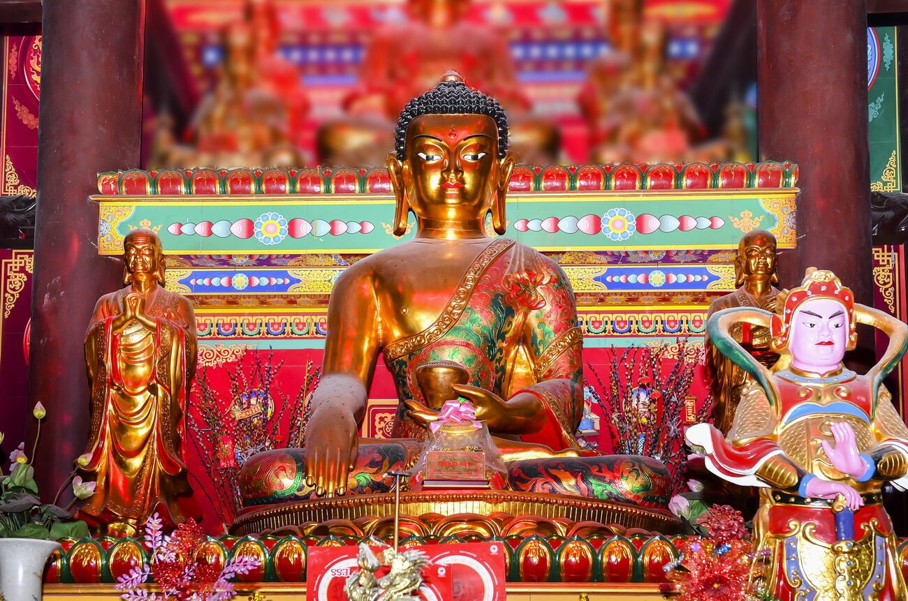 Tượng thờ tại chùa Thánh Quang