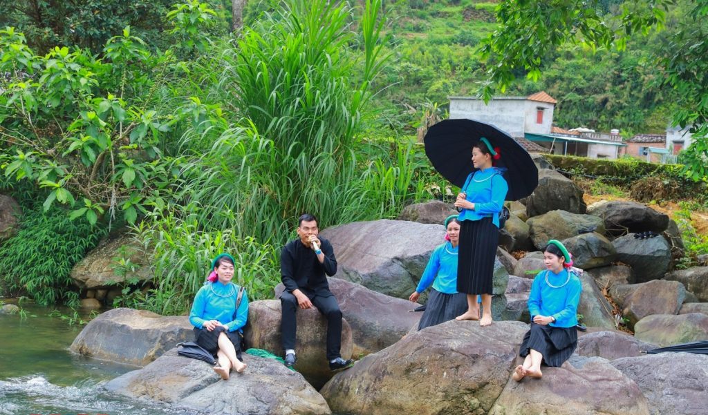 Around Khe Van Waterfall lie villages of the San Chi ethnic group