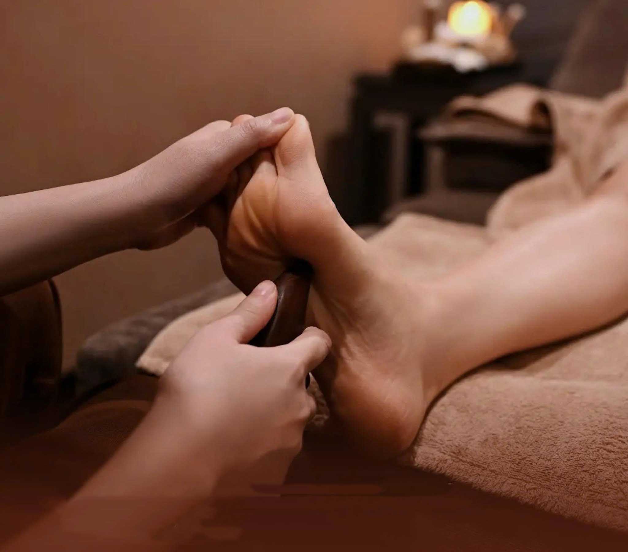 Asana Foot & Body Massage - Địa chỉ massage chân hiệu quả