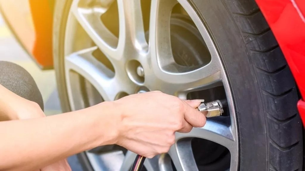 Don’t forget roadside tools in your packing list for long road trips