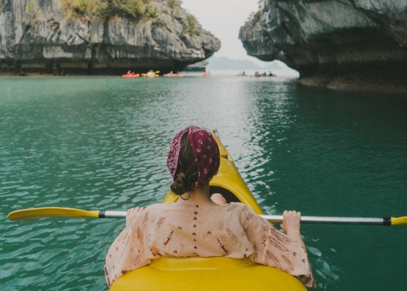 Tailor your Vietnam packing list for females to the region