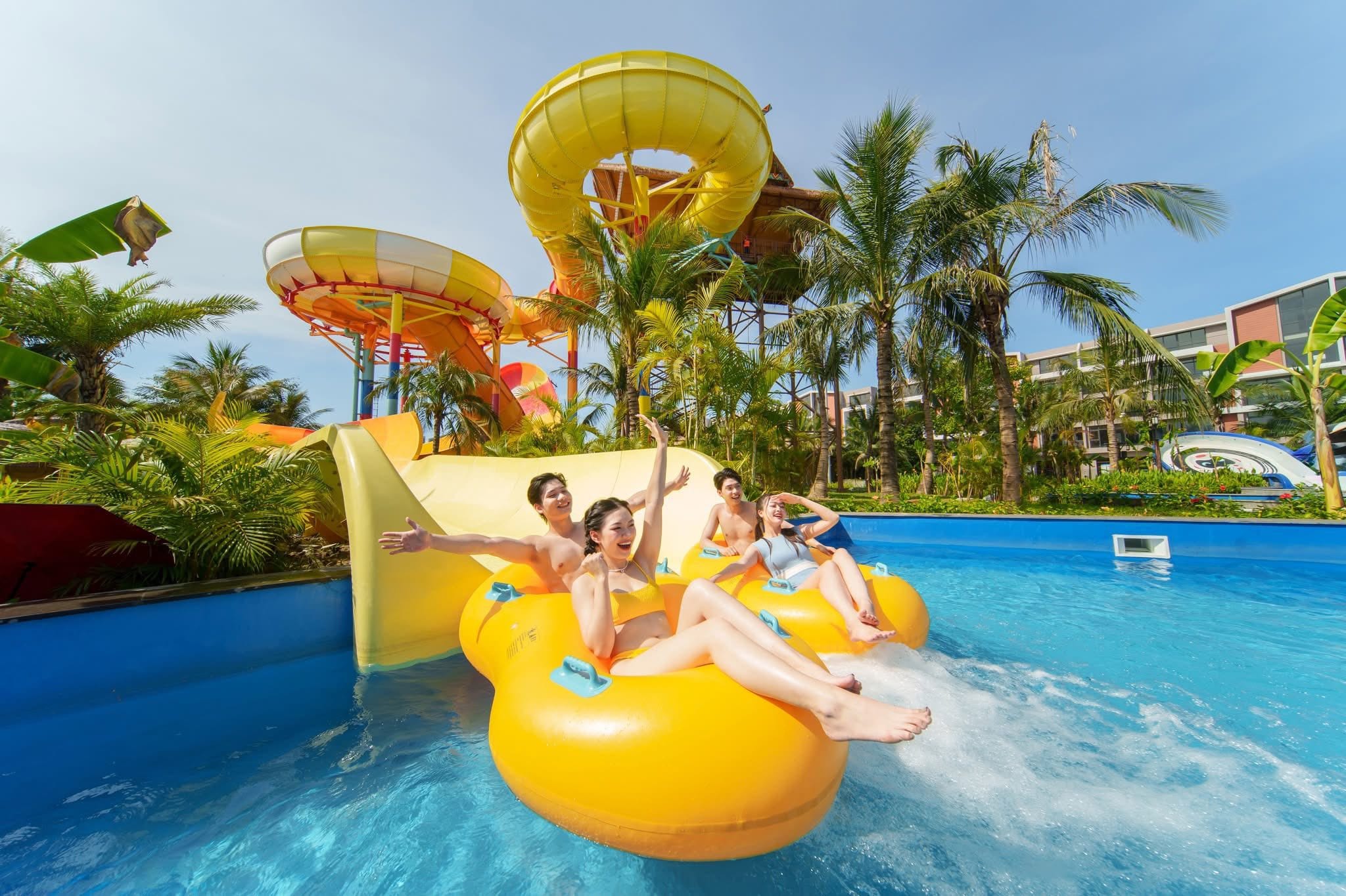 VinWonders Wave Park & Water Park