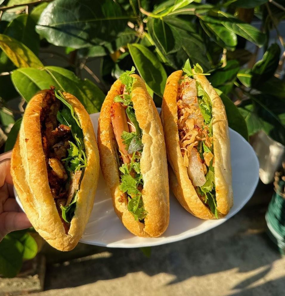 Bánh mì Hà Tĩnh Bánh mì Hà Tĩnh Huyền Lài