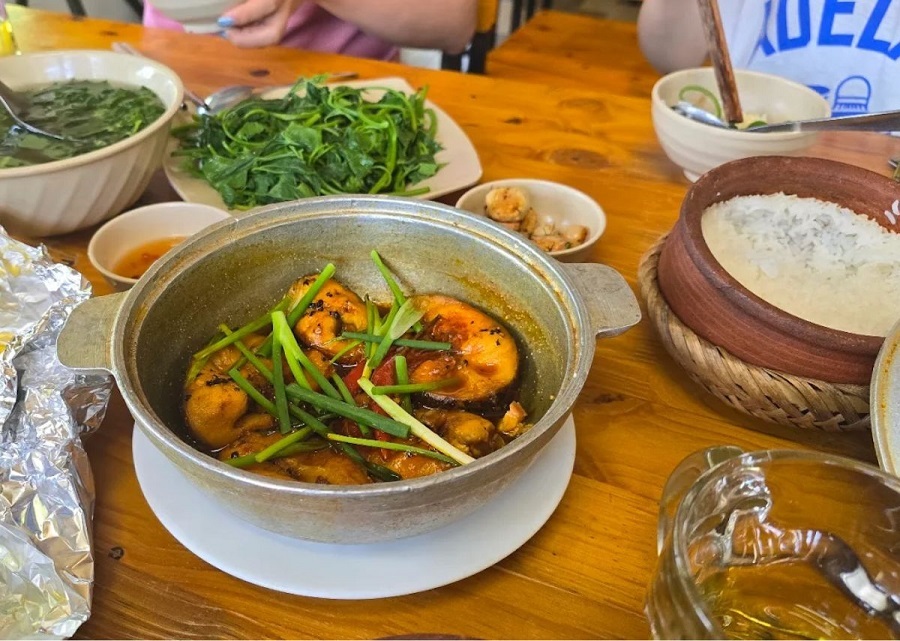 Cơm niêu Tiến Phát Hà Tĩnh