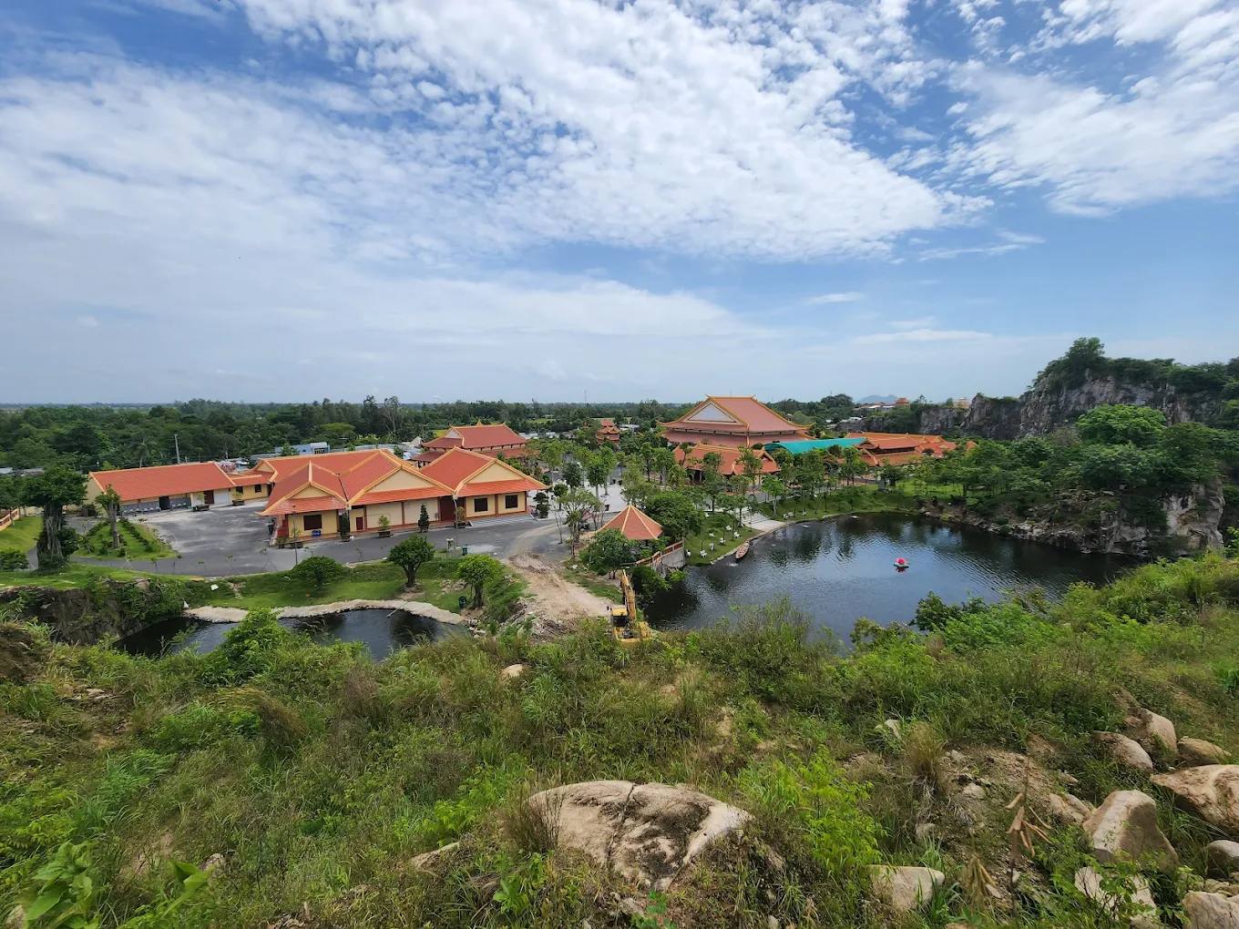 Đường đi Thiền viện Trúc Lâm An Giang