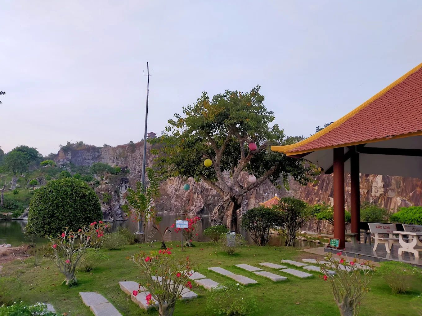 Khuôn viên Thiền viện Trúc Lâm ở An Giang