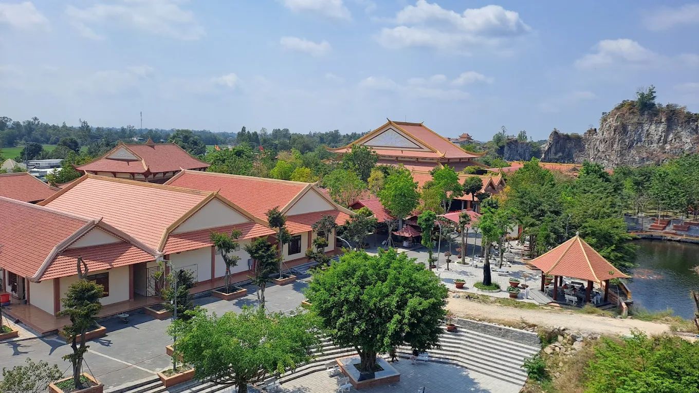Kiến trúc Thiền viện Trúc Lâm An Giang