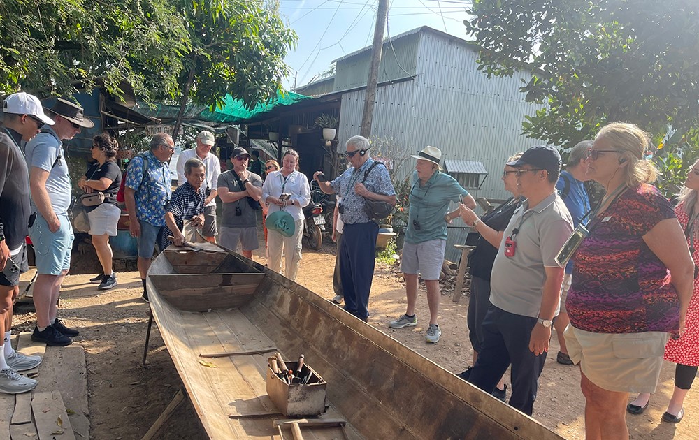 Làng nghề đóng xuồng ghe Mỹ Hiệp Chợ Mới An Giang