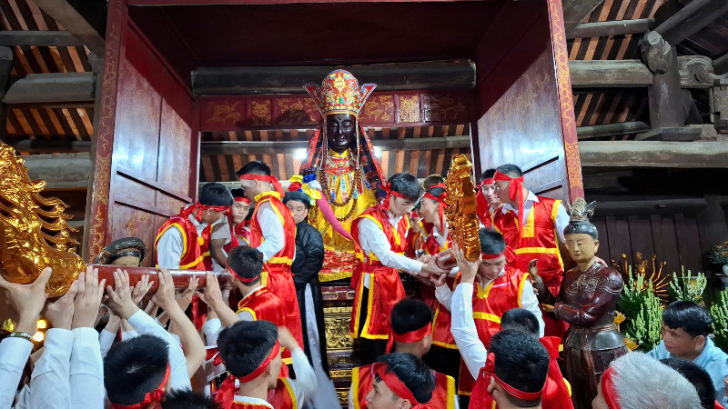 Lễ hội chùa Dâu Bắc Ninh