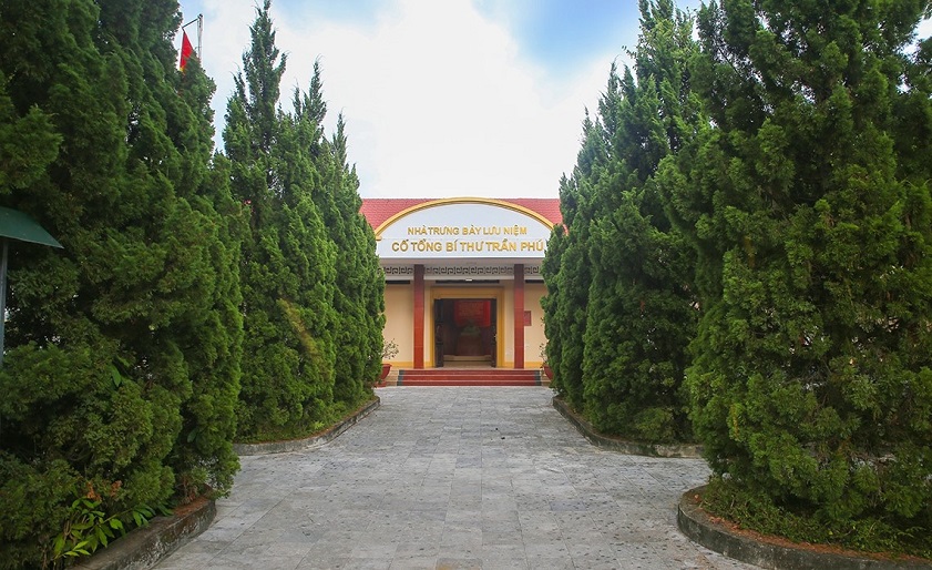 Nhà trưng bày lưu niệm Trần Phú Hà Tĩnh