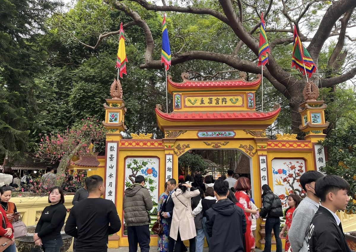 Sự tích đền Cùng giếng Ngọc