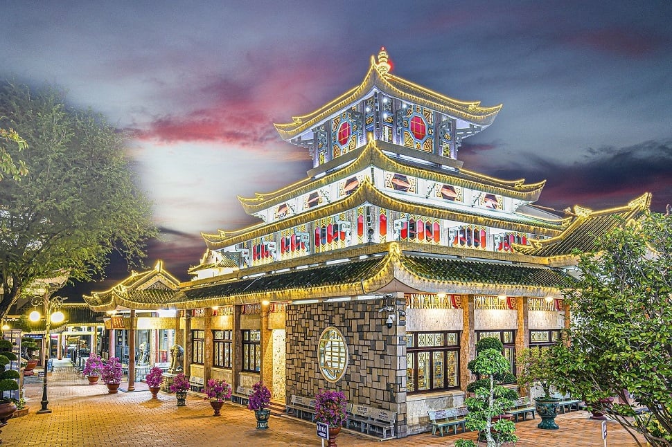 Ba Chua Xu Temple is a top attraction near Chau Doc Market