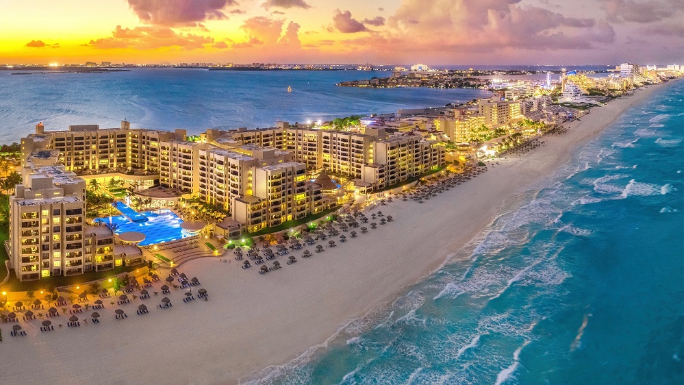 best places to visit in summer Cancun is among the great summer vacations