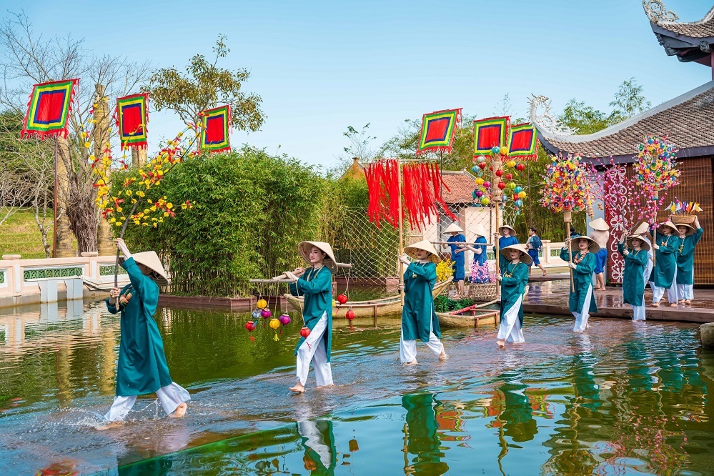 Explore Vietnamese heritage at VinWonders Nam Hoi An