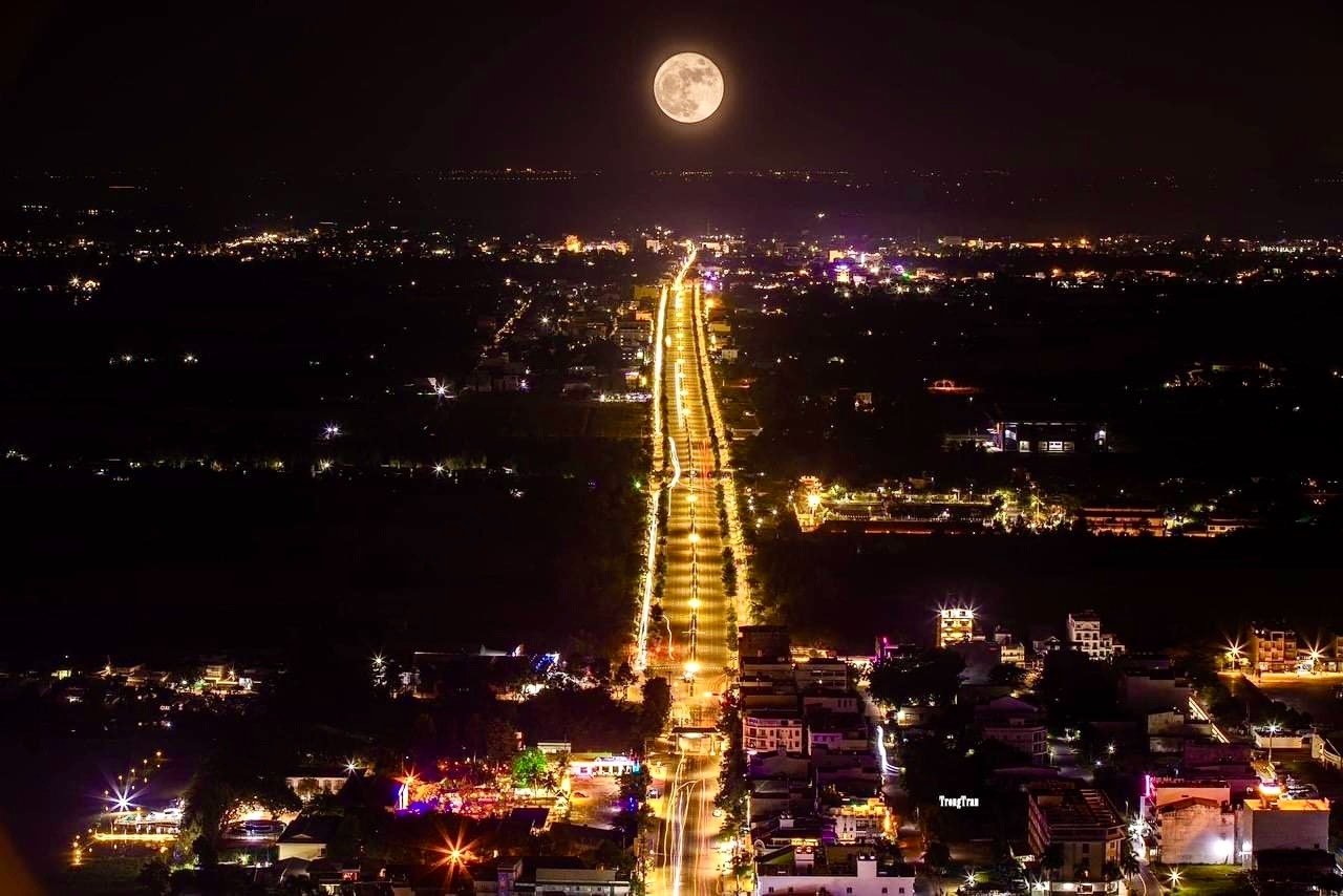 Chau Doc Vietnam Map Explore all that Chau Doc has to offer with a Chau Doc Vietnam map in hand