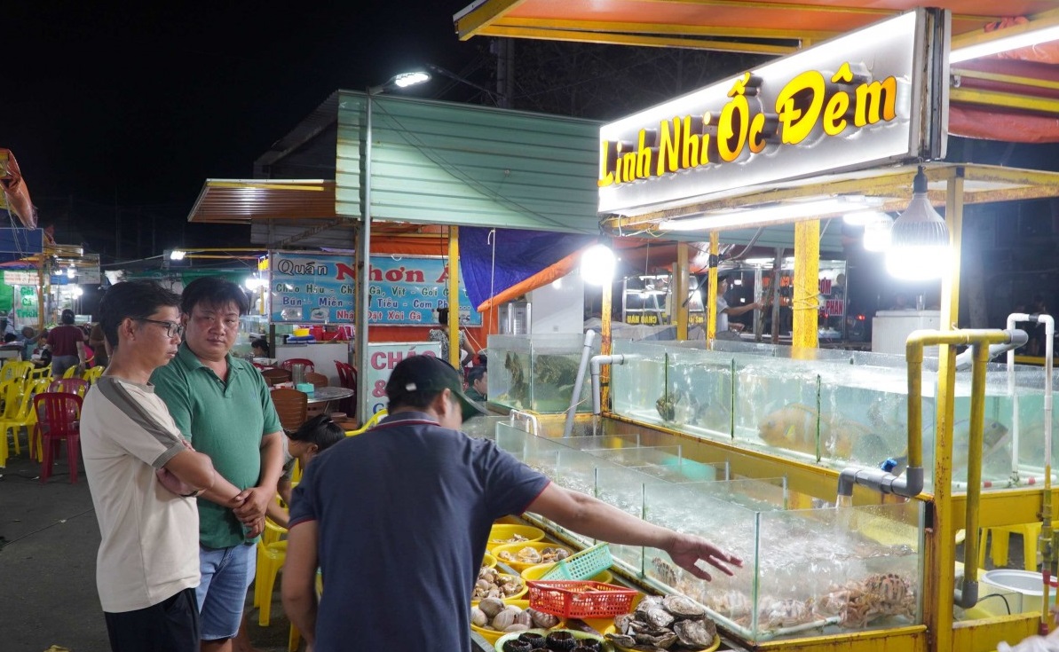 Is Con Dao worth visiting for unique activities Definitely