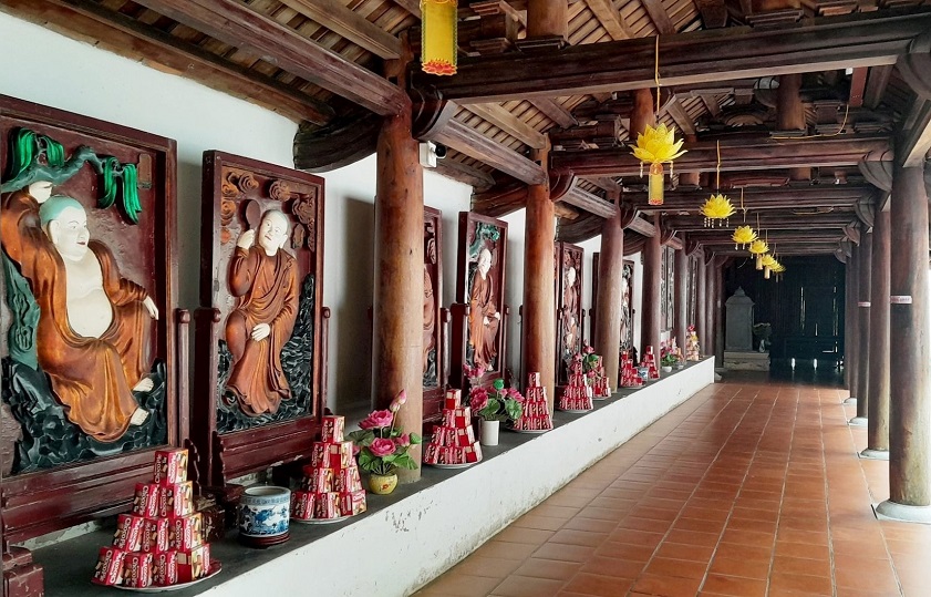 Tram Gian Pagoda in Hanoi