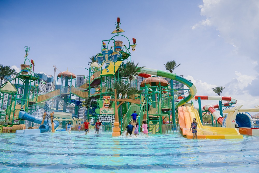 Tropical Island within Grand Park