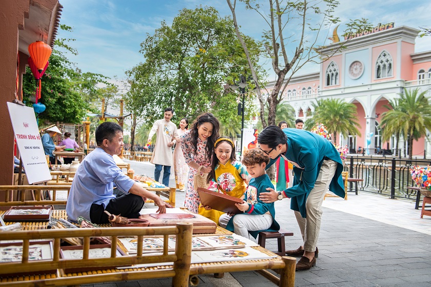 Airport travel tips VinWonders Nam Hoi An is a perfect place for family vacations