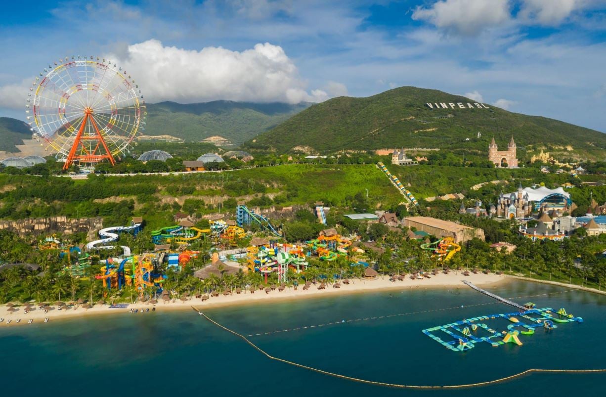 VinWonders Nha Trang thrill rides and water worlds by the beach