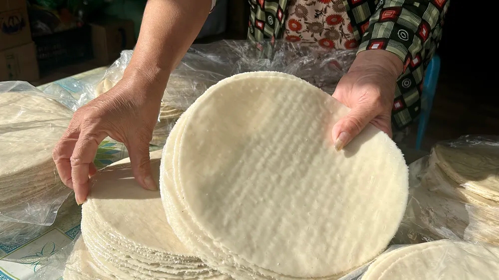 Đặc sản An Giang bánh phồng Phú Mỹ