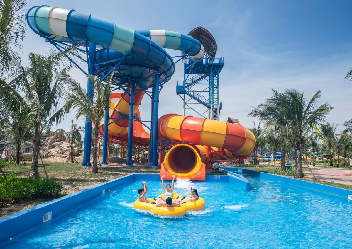 Hải sản Hà Tĩnh Công viên nước ở VinWonders Cửa Hội