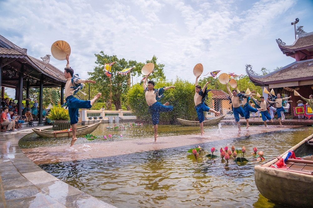 cultural journey at VinWonders Nam Hoi An