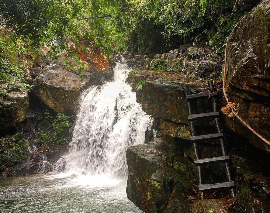 exploring Phong Nha Botanic Garden