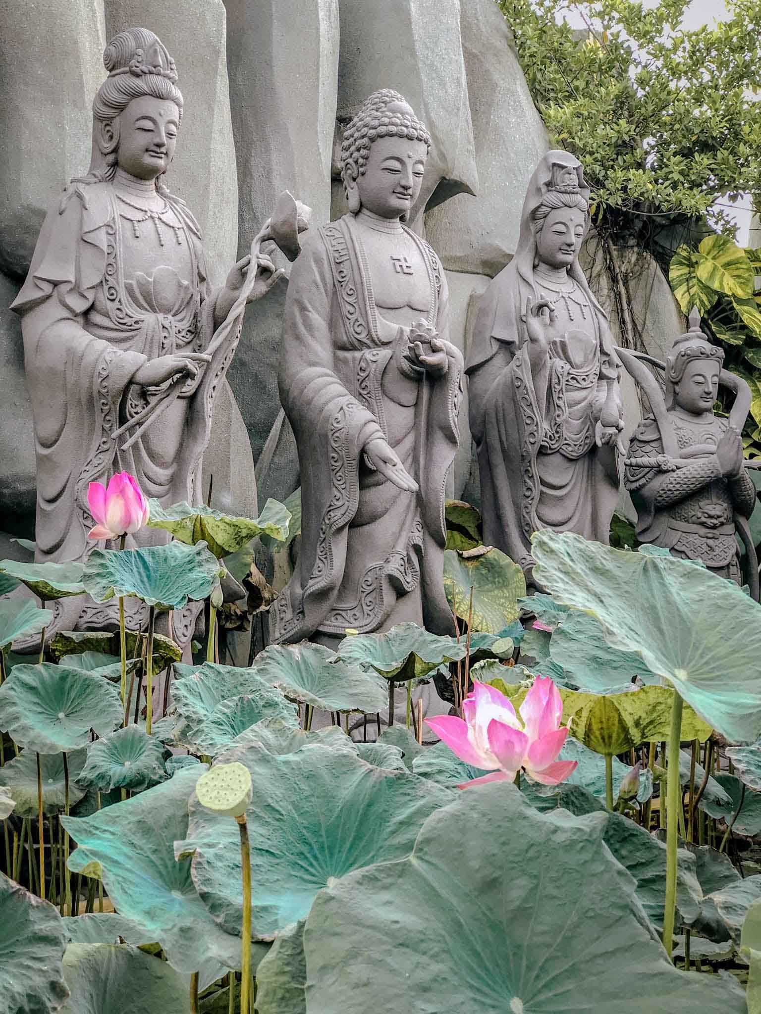 Quần tượng Tam Thánh Tây Phương chùa Kim Tiên