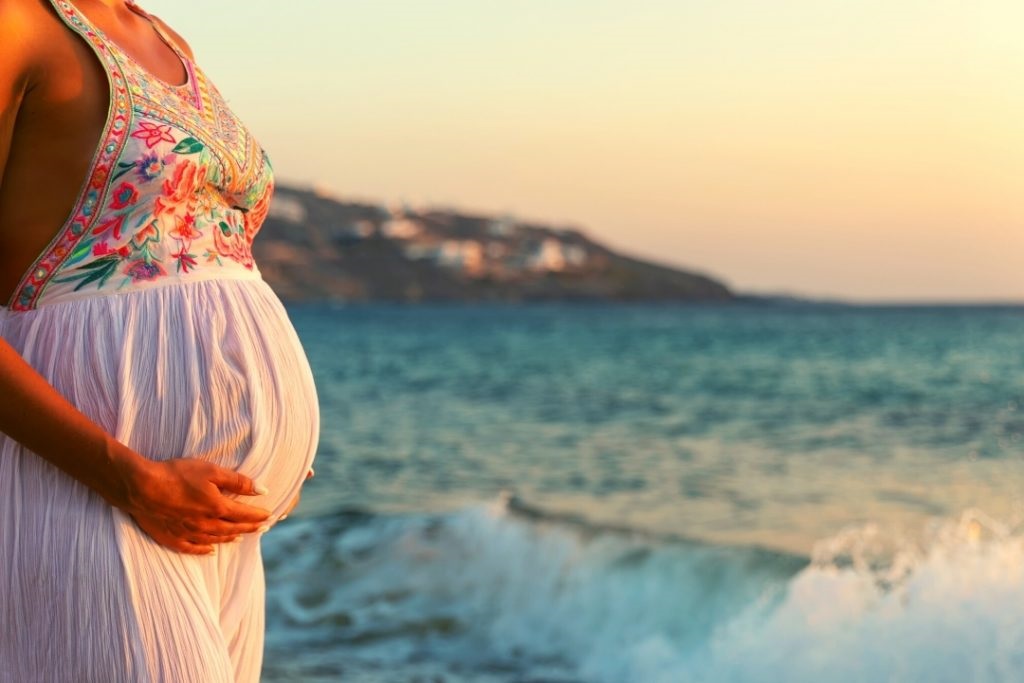 tips for traveling while pregnant