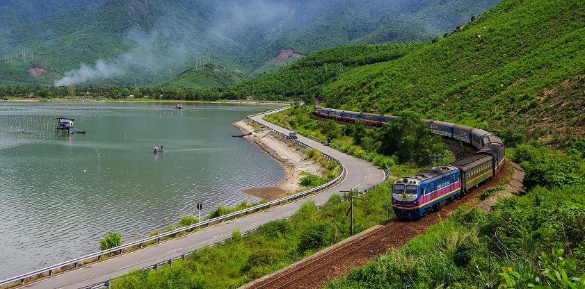 Hanoi to Ho Chi Minh City by train train from hanoi to ho chi minh city