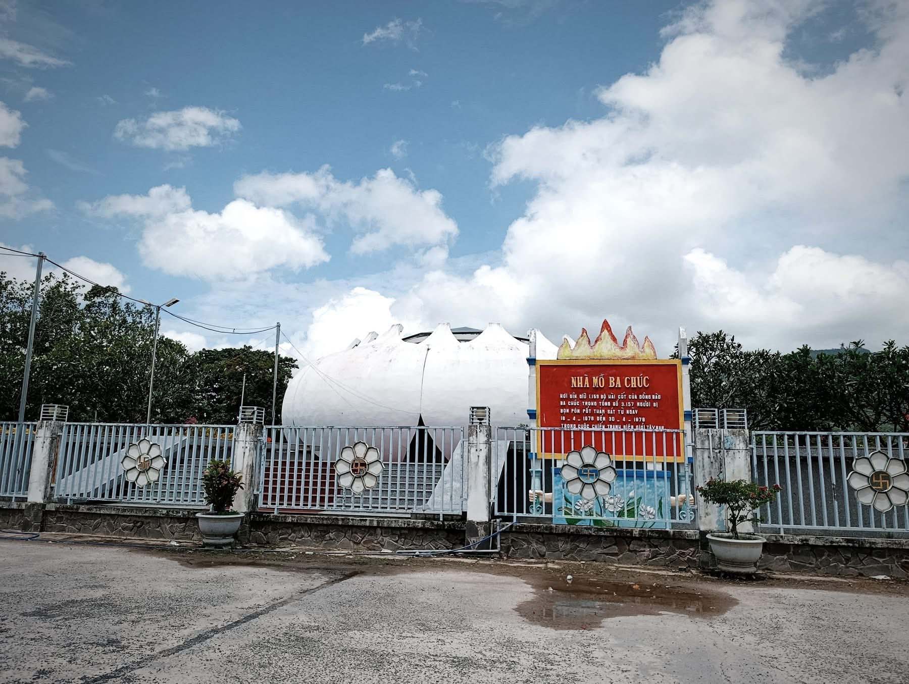 Vị trí nhà mồ Ba Chúc An Giang