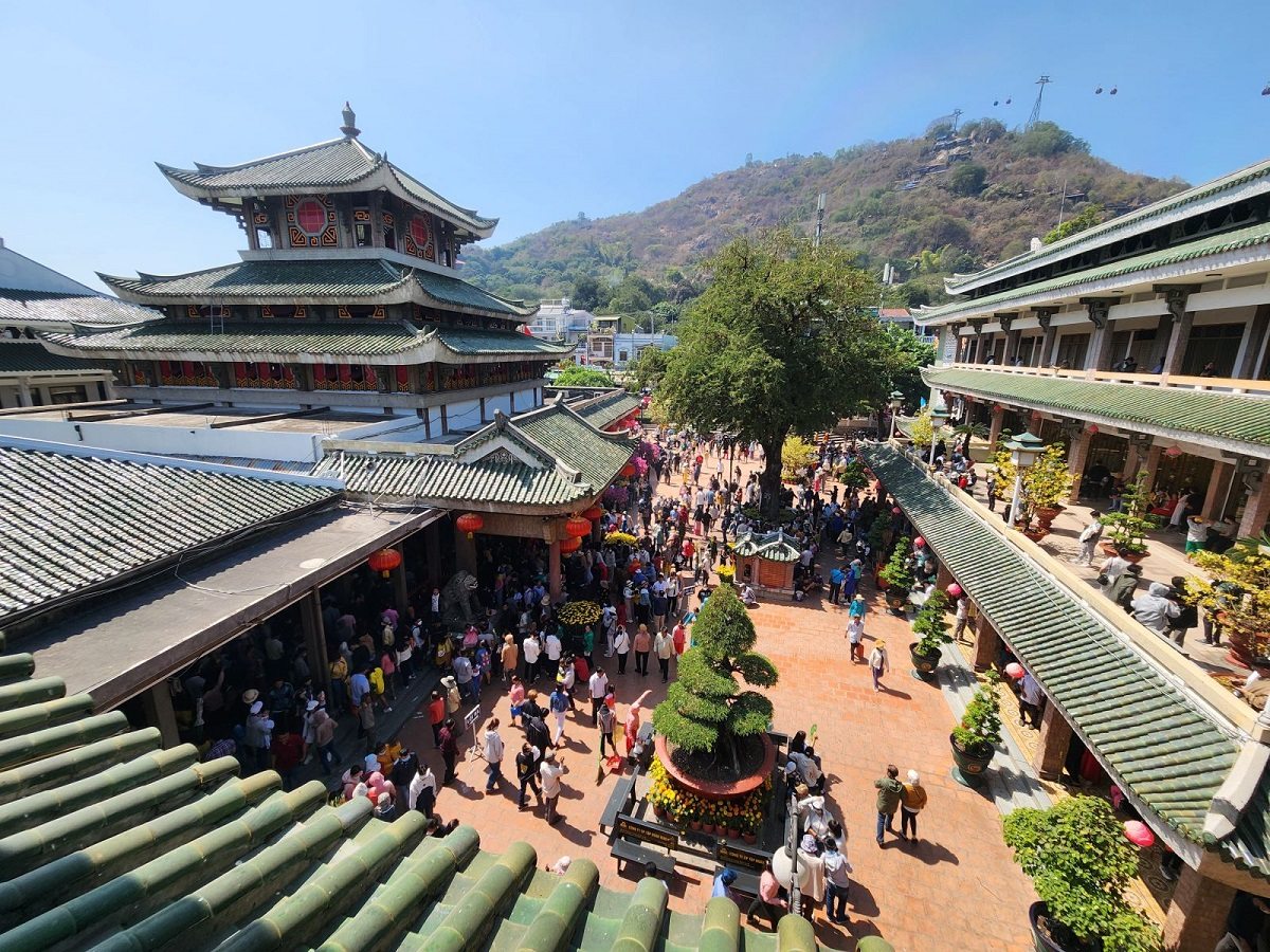 Chùa Bà Châu Đốc Viếng chùa Bà Châu Đốc