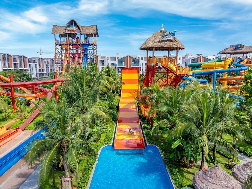 VinWonders Water Park