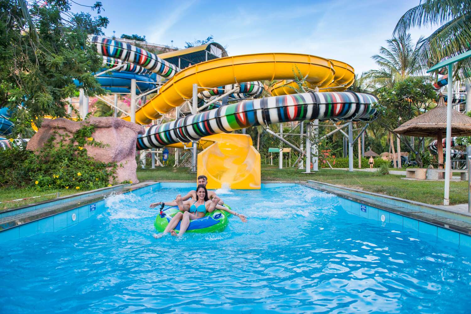 Vietnam travel cost from India for couples Activities account for a large portion of the Vietnam travel cost from India for couples